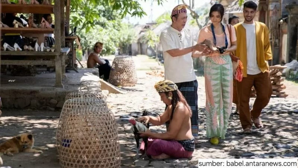 Potret Kehidupan Masyarakat dan Eksplorasi Budaya Bali di Film A Perfect Fit